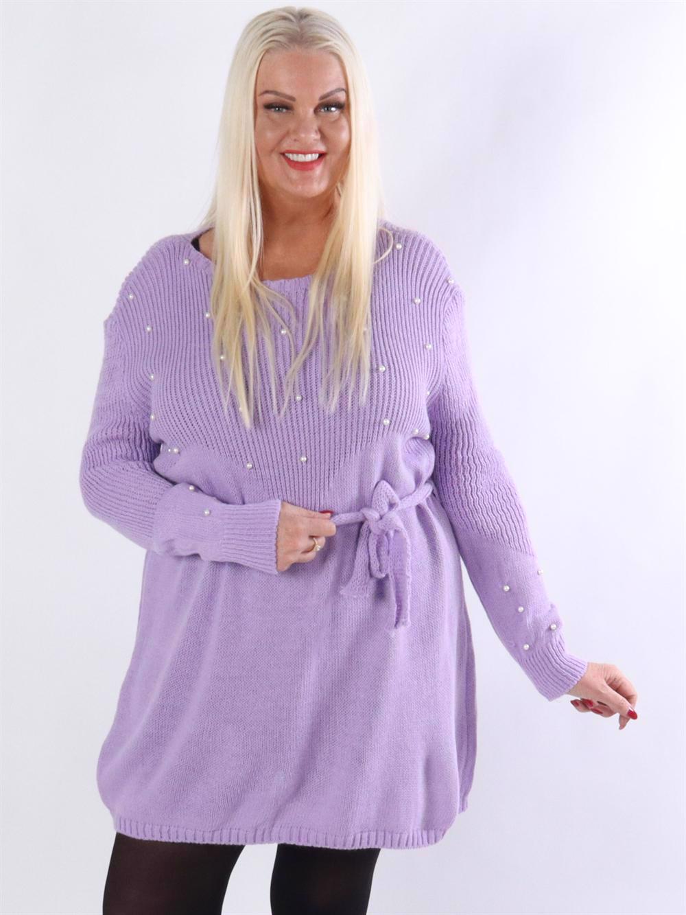 Iman - Strikkjole med perler og bindebånd